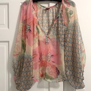 Z & L multi colored top.  Size is FS (full size) fits a range of sizes.